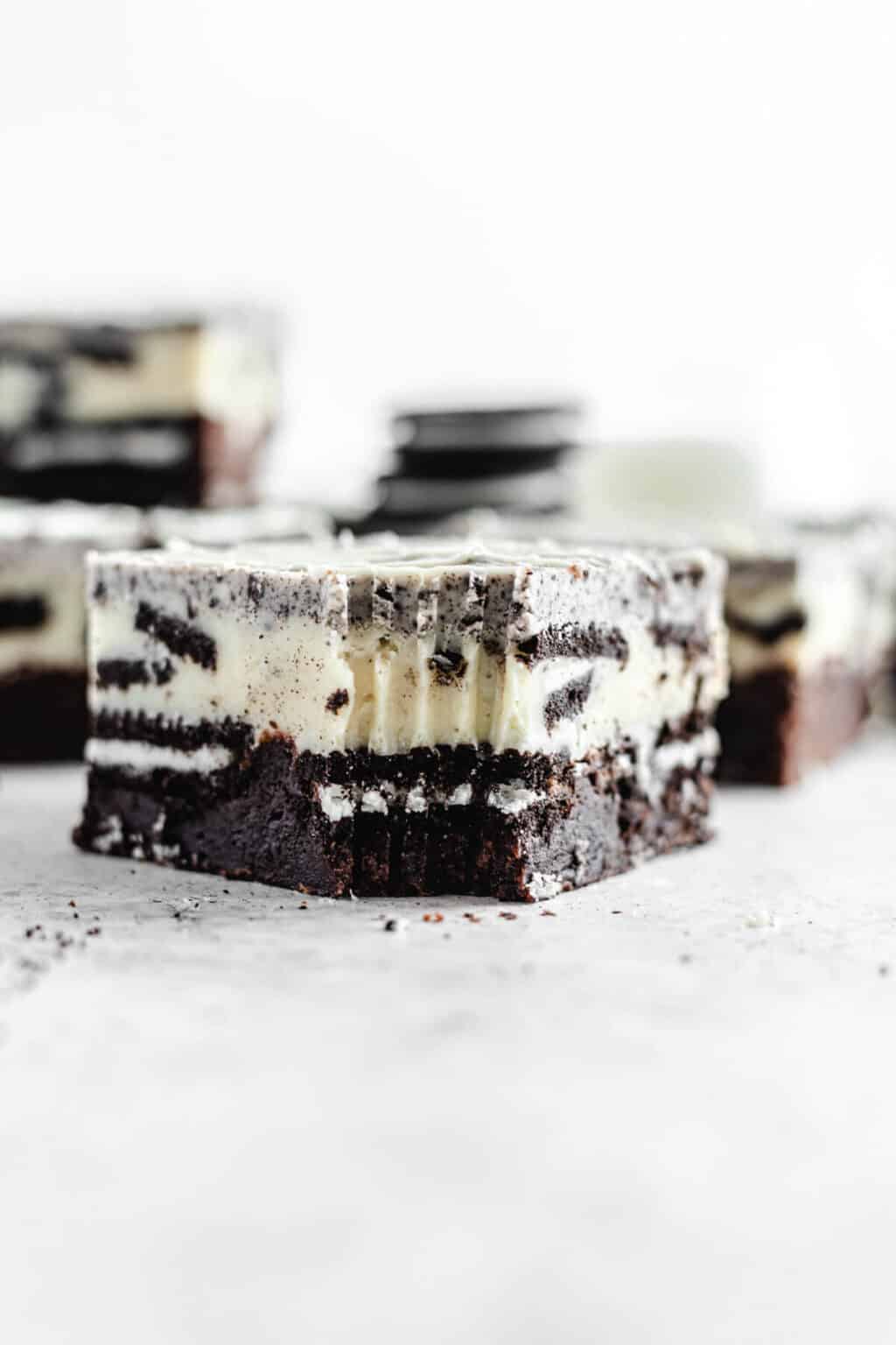 Oreo Fudge Brownies ~ Recipe | Queenslee Appétit