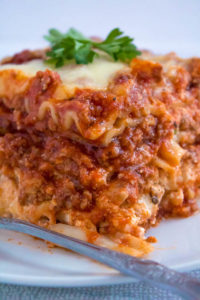 THE Best Lasagna EVER ~ Recipe | Queenslee Appétit