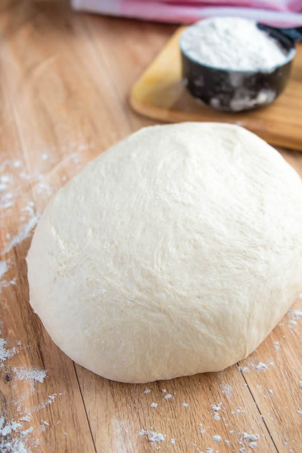 The Perfect Homemade Pizza Dough ~ Recipe | Queenslee Appétit