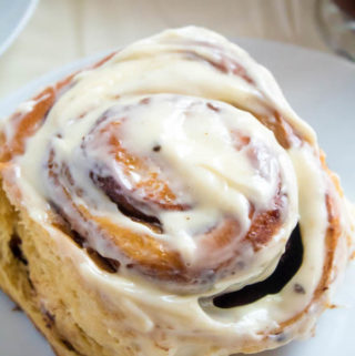 Coffee Cinnamon Rolls ~ Recipe | Queenslee Appétit