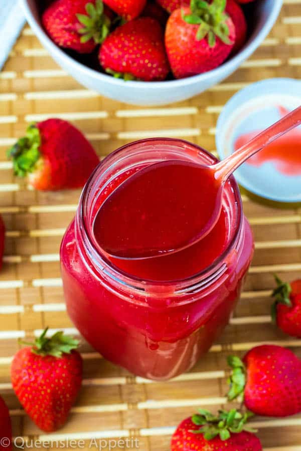 Homemade Strawberry Sauce ~ Recipe | Queenslee Appétit