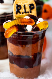 Halloween Dirt Cups ~ Recipe | Queenslee Appétit