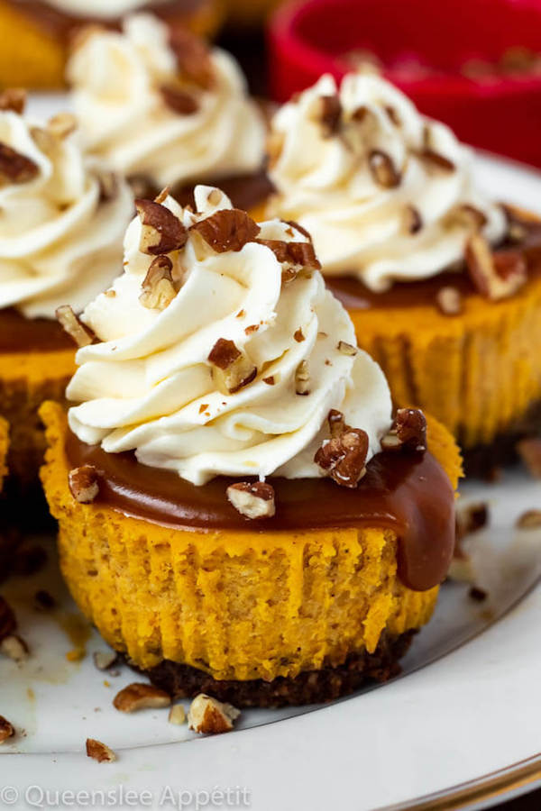 Mini Pumpkin Cheesecakes with Cream Cheese Whipped Cream