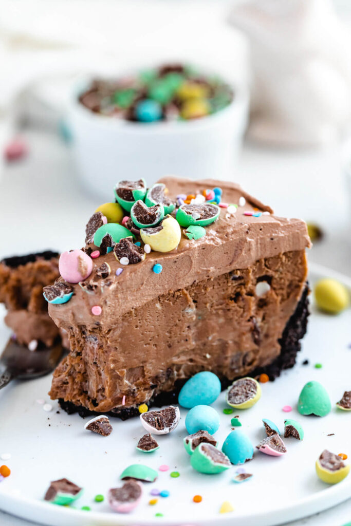 Malted Easter Egg Milk Chocolate Cheesecake | Queenslee Appétit