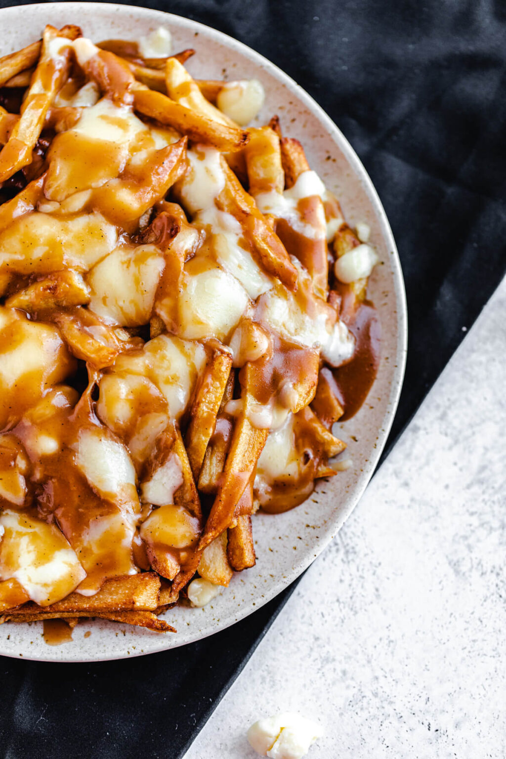 Authentic Canadian Poutine Recipe | Queenslee Appétit