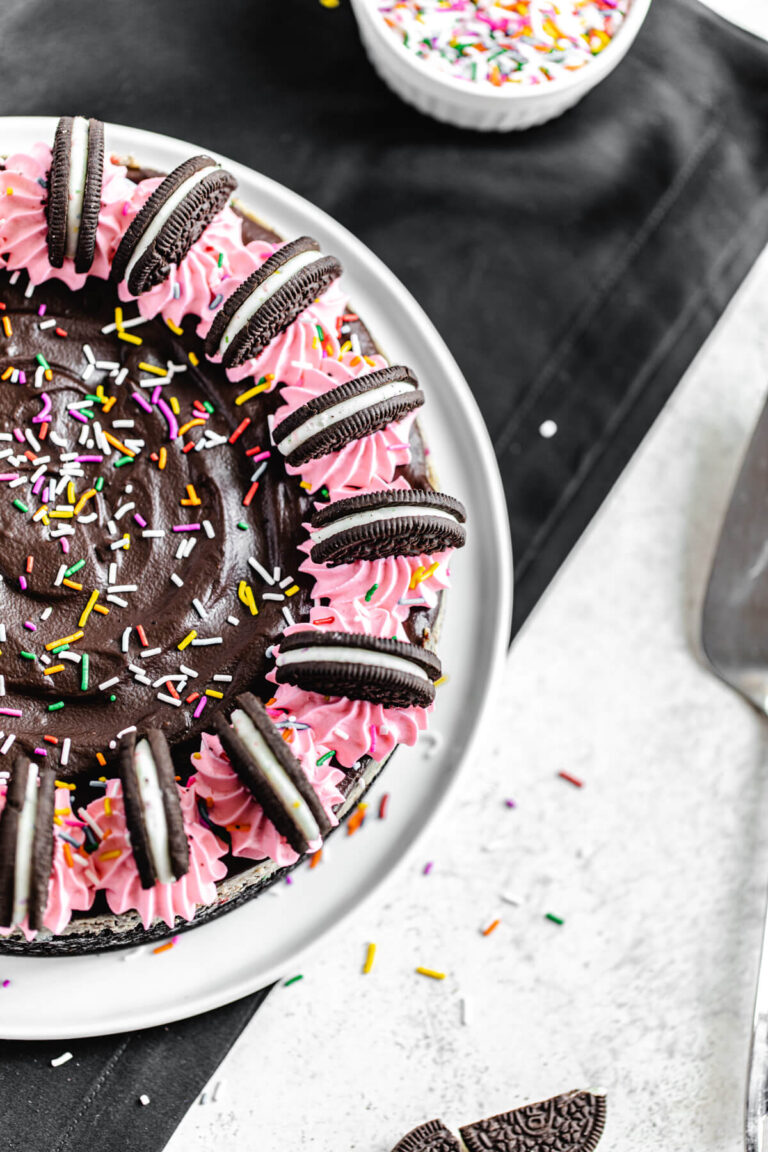 Birthday Cake Oreo Cheesecake | Queenslee Appétit