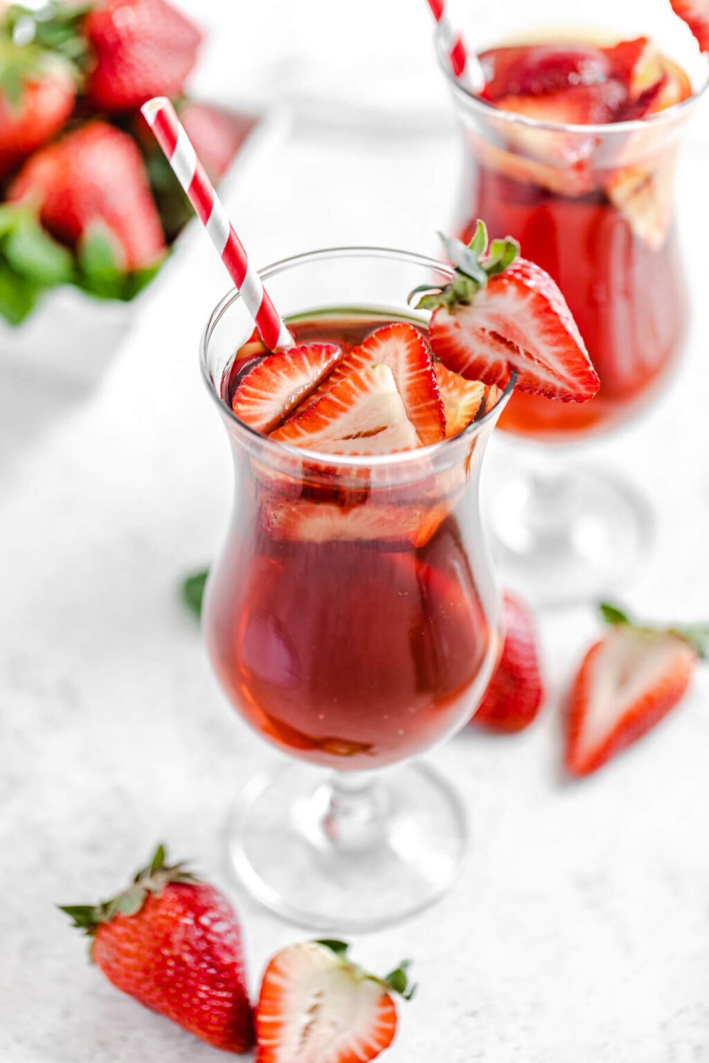 Strawberry Iced Tea Recipe | Queenslee Appétit