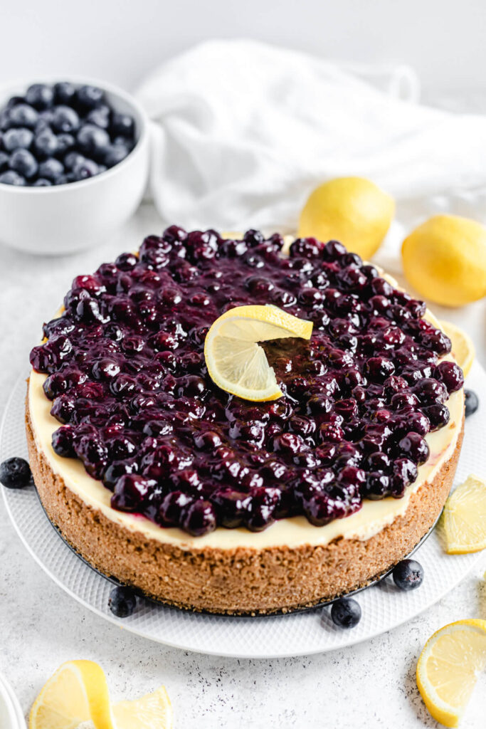 Lemon Blueberry Cheesecake | Queenslee Appétit